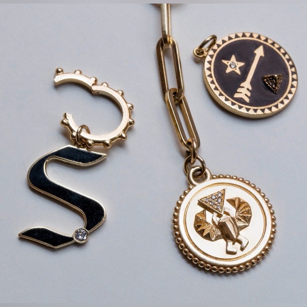 Foundrae Black Initial Charm, “r”